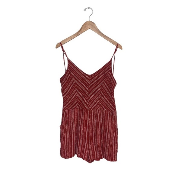 One Clothing Chevron Striped Romper Red White  Shorts V-neck Women’s‎ Size Large - Picture 1 of 11